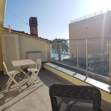 Casaviva - Casa Vacanze A Ceriale Con Terrazza Exterior foto
